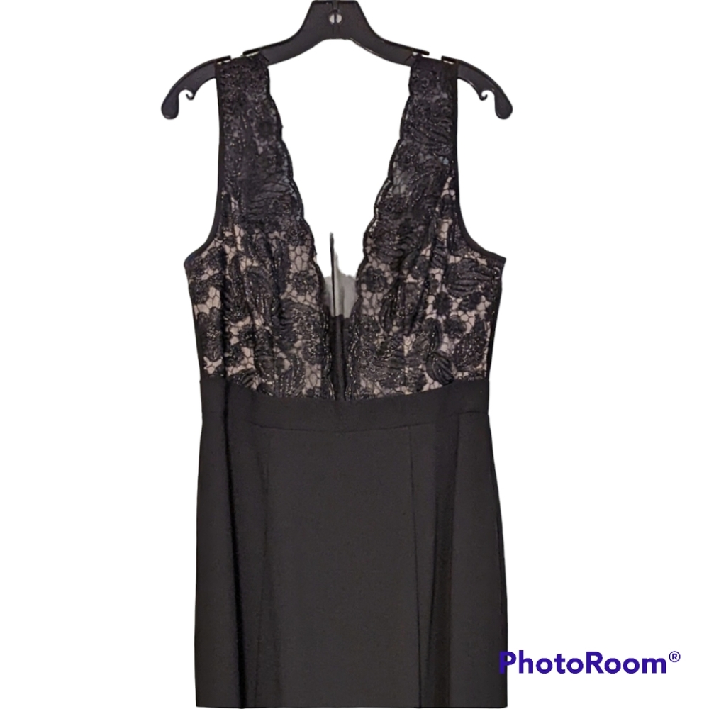 Black Halo floor length gown. New with tags